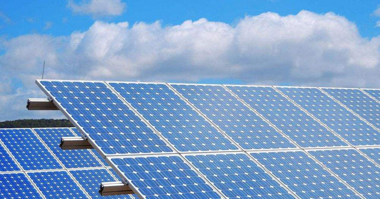 屋頂分布式光伏發電安裝高度，分布式光伏發電功率衰減嚴重嗎